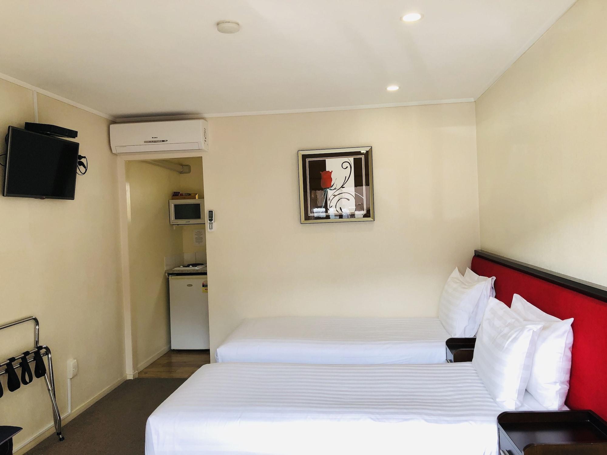 Tudor Court Motor Lodge Auckland Bagian luar foto
