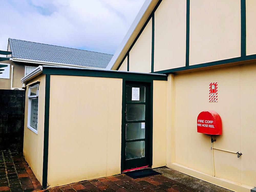 Tudor Court Motor Lodge Auckland Bagian luar foto