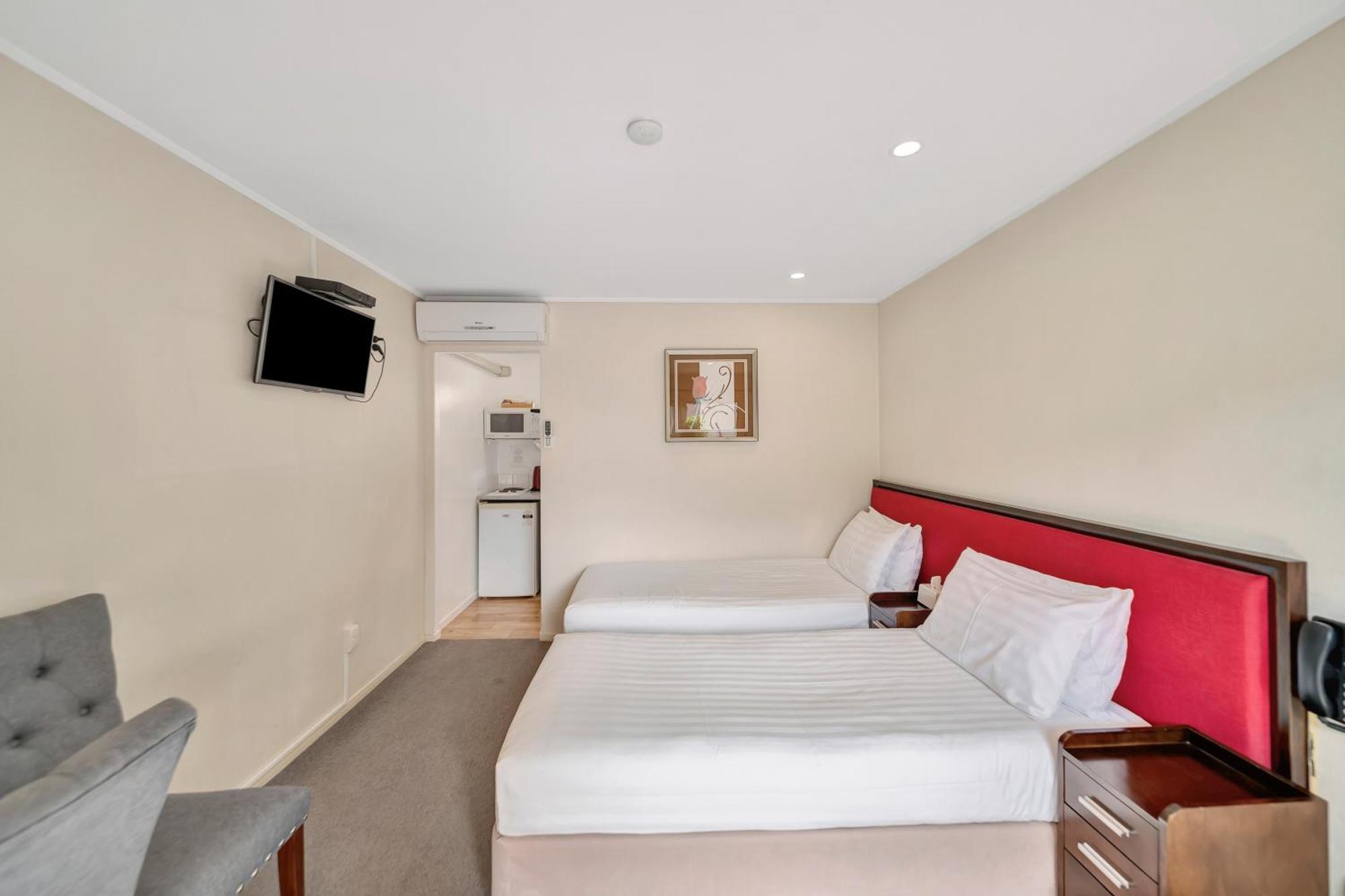 Tudor Court Motor Lodge Auckland Bagian luar foto