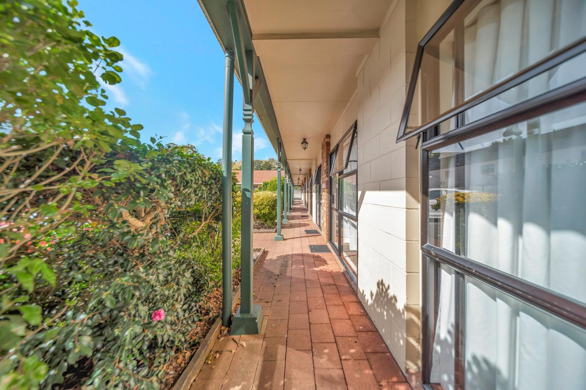 Tudor Court Motor Lodge Auckland Bagian luar foto