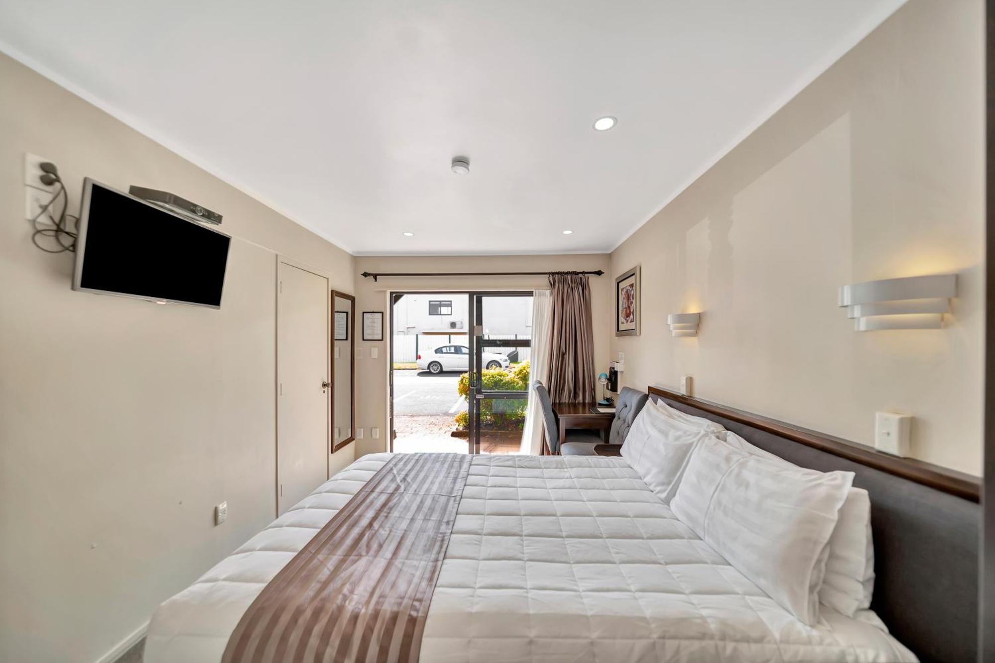 Tudor Court Motor Lodge Auckland Bagian luar foto