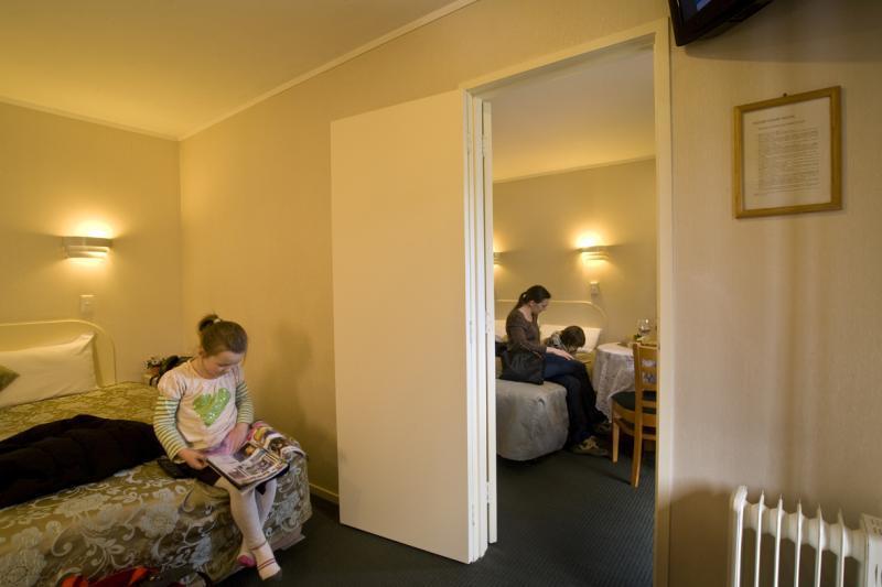 Tudor Court Motor Lodge Auckland Bagian luar foto