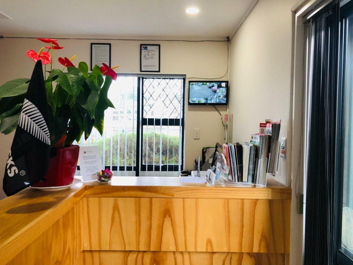 Tudor Court Motor Lodge Auckland Bagian luar foto