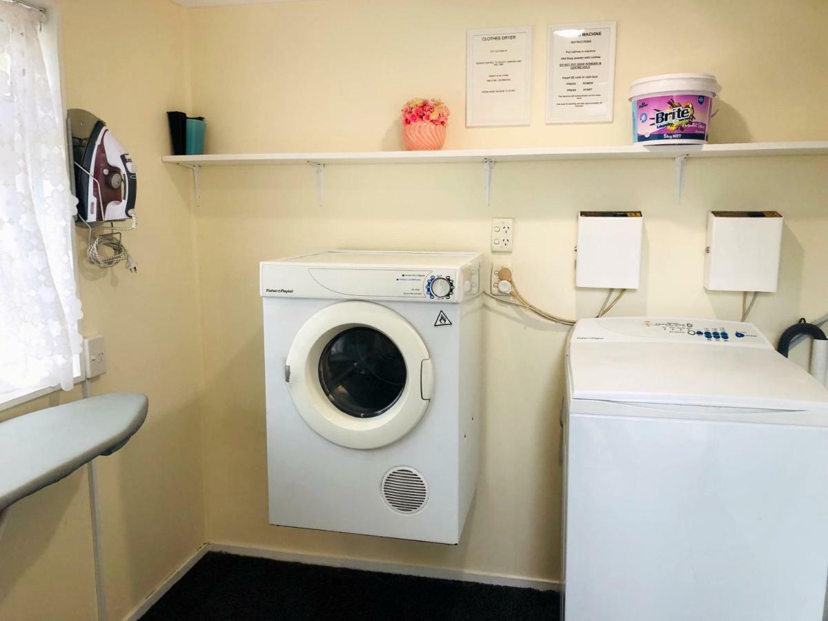 Tudor Court Motor Lodge Auckland Bagian luar foto